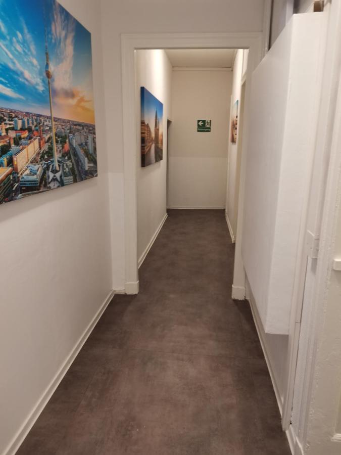 Hotel B1 Berlino Esterno foto