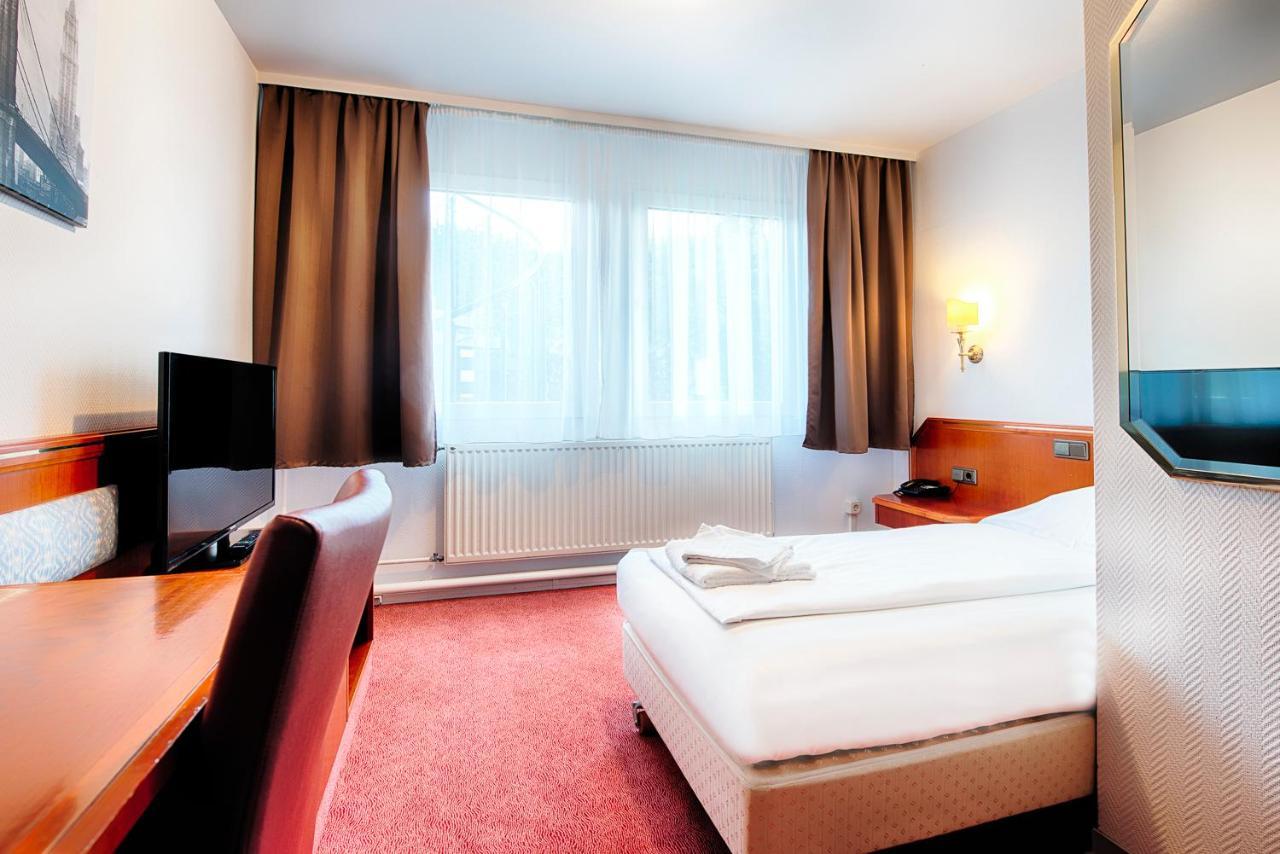 Hotel B1 Berlino Esterno foto
