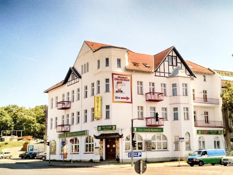 Hotel B1 Berlino Esterno foto