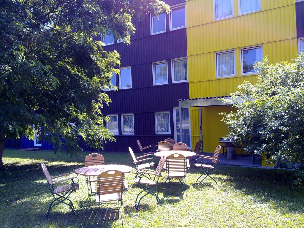 Hotel B1 Berlino Esterno foto